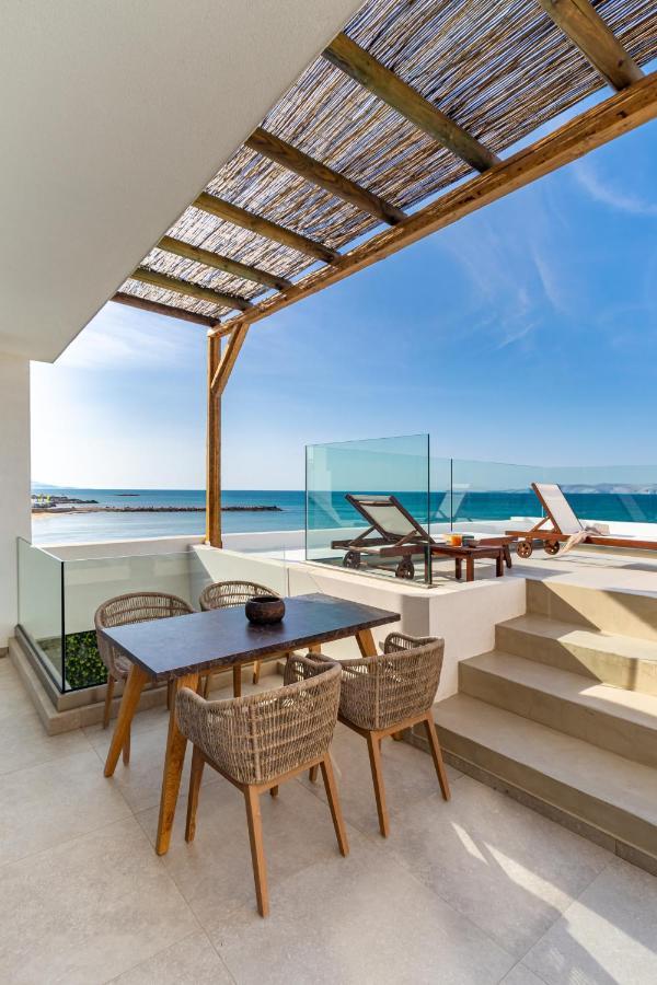 Wave, An Idyllic Seafront Suite By Nirousuites Kokkini Hani Zewnętrze zdjęcie
